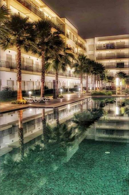 Superbe Appartement En Residence Balneaire Bouznika Exteriör bild